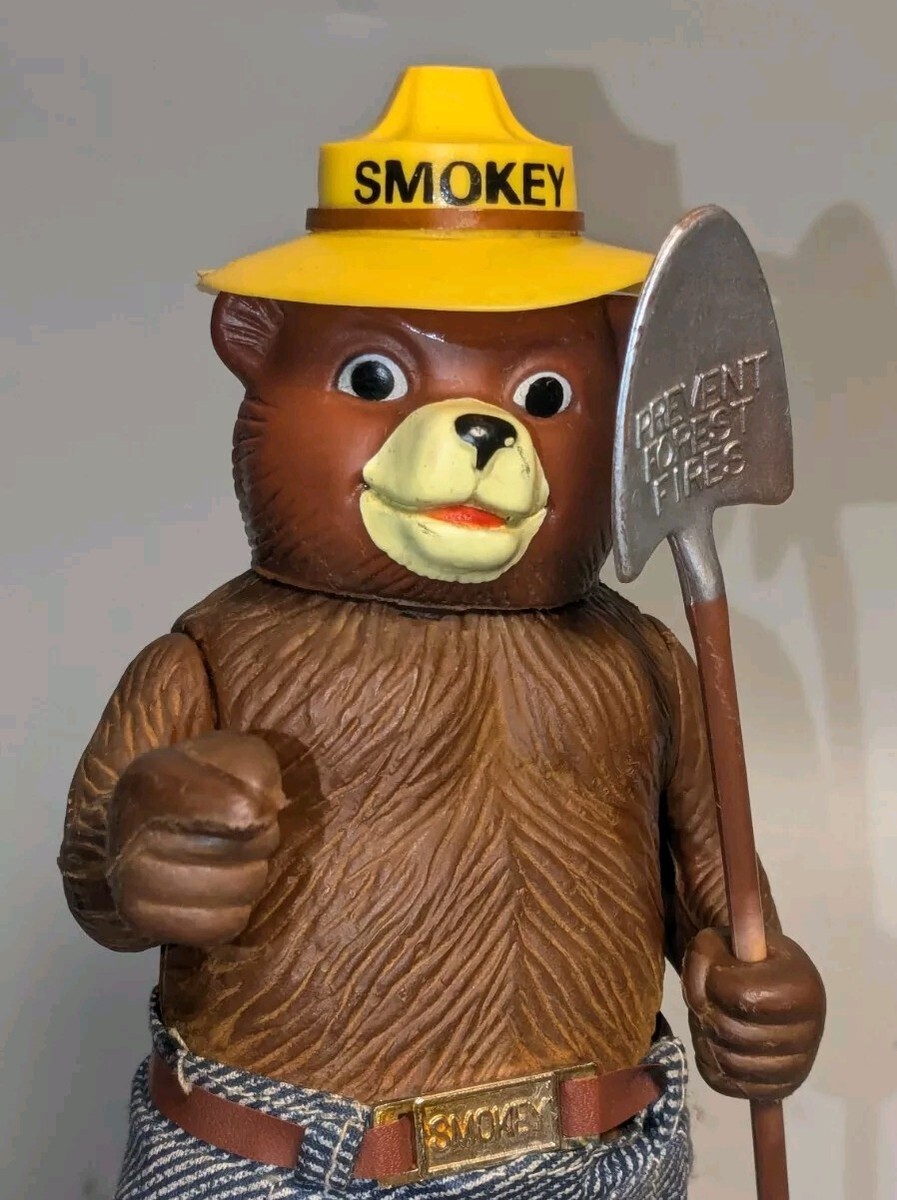 Smokey The Bear Dakin Plastic Figure Forest Fire Rescue NICE w