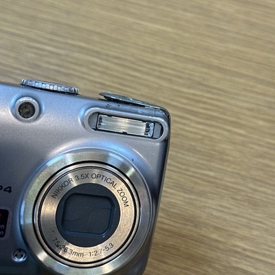 Nikon COOLPIX P4 VR 8.1mp Digital Camera 3.5x Opti Zoom Working