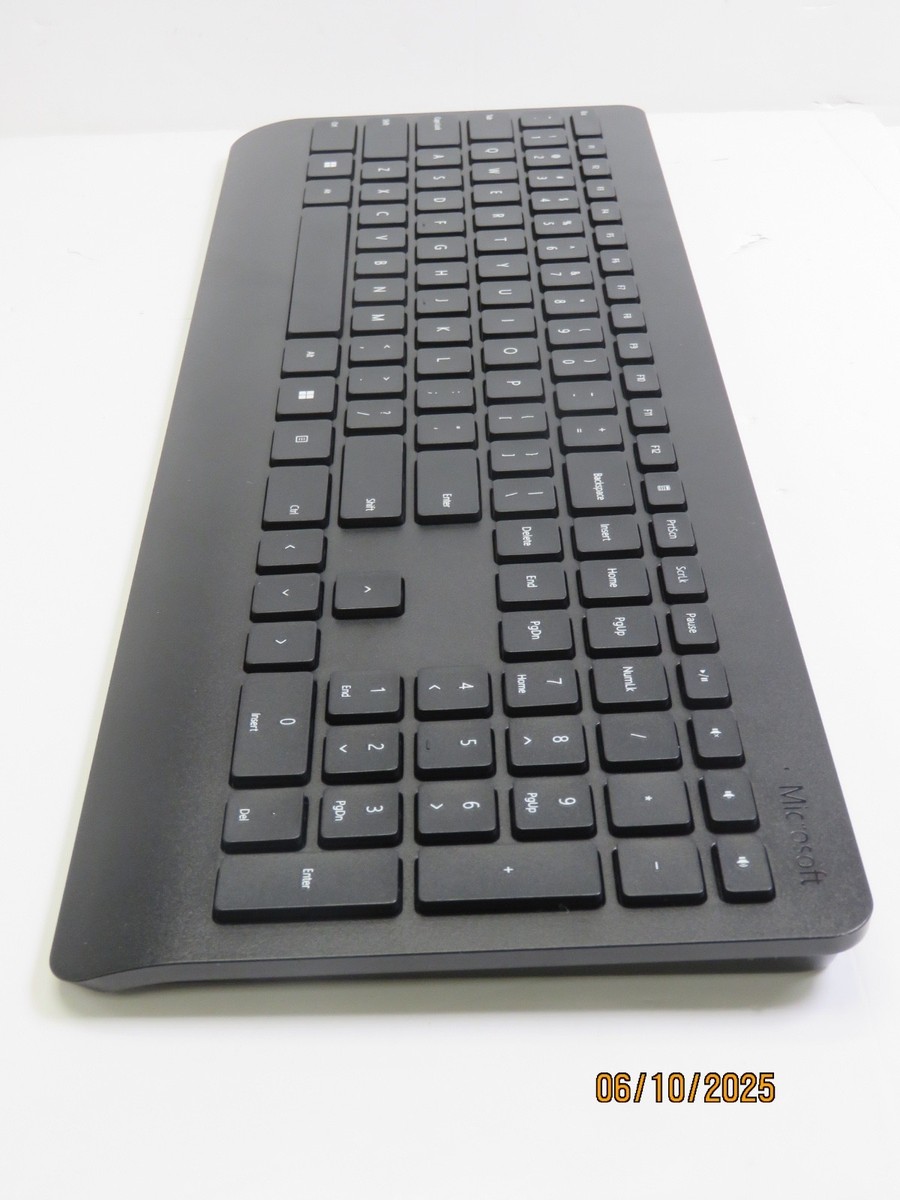 Microsoft Wireless Desktop 3050 Keyboard and Mouse, Black - PP3