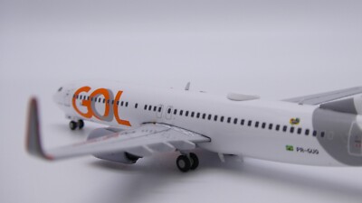 ゴル航空 737-800 PR-GUQ 1/400 ゴル航空 737-800 PR-GUQ 1/400 ゴル