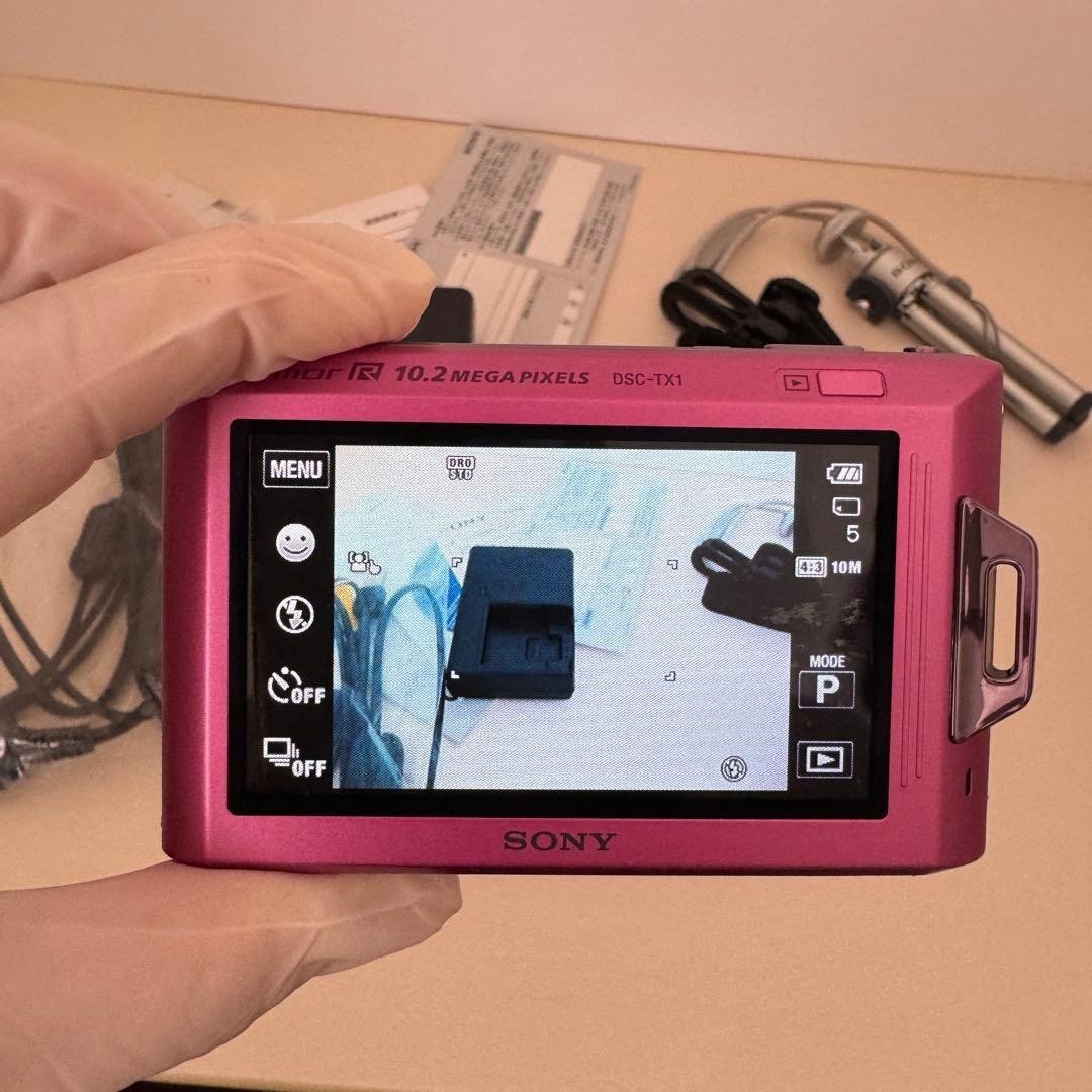 Sony Cyber Shot DSC-TX1 10.2MP 4x Compact Digital Camera Pink