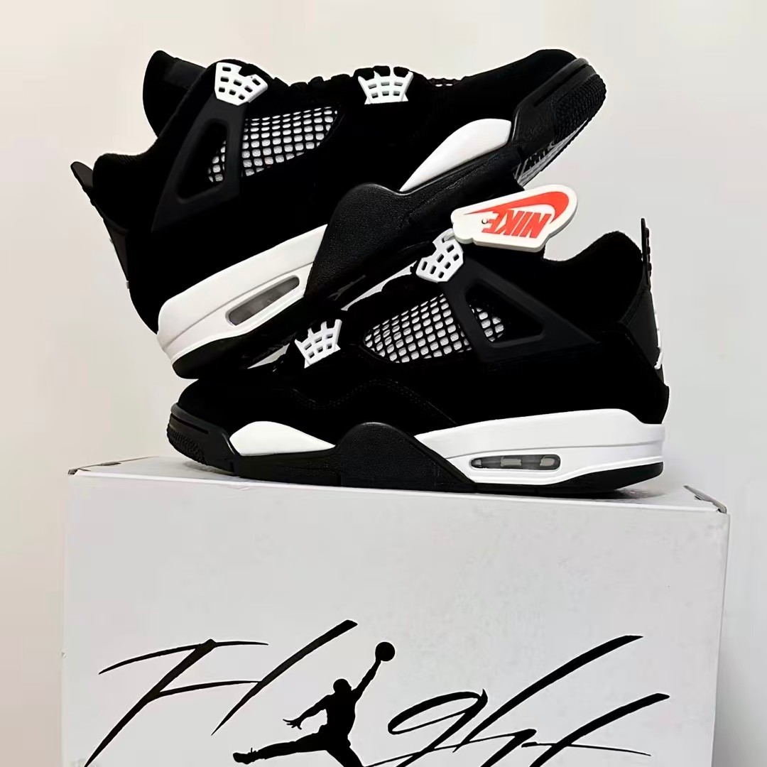Jordan Air Jordan 4 Retro 