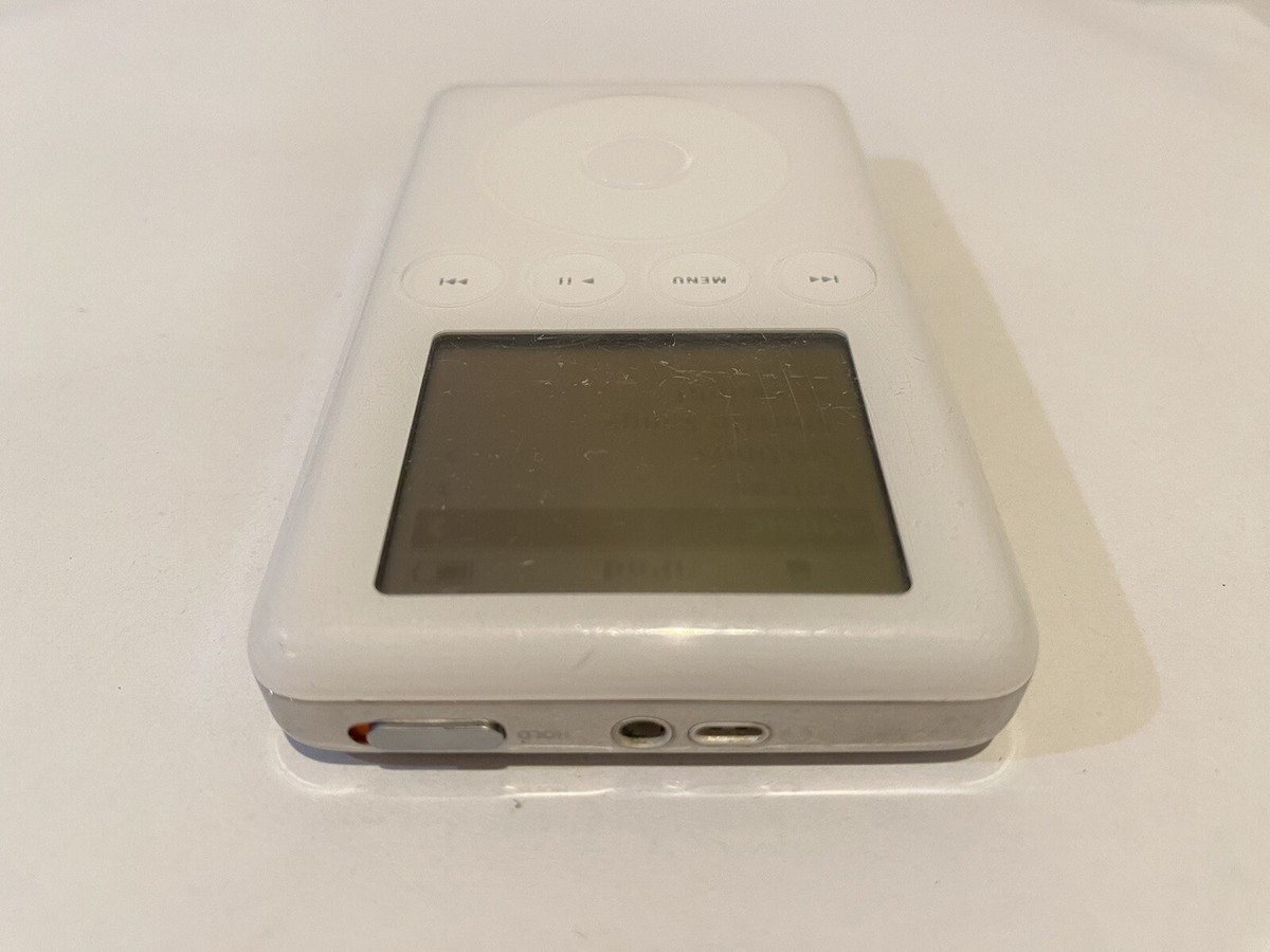 Apple iPod classic 3rd Generation White (20 GB) Good Condition