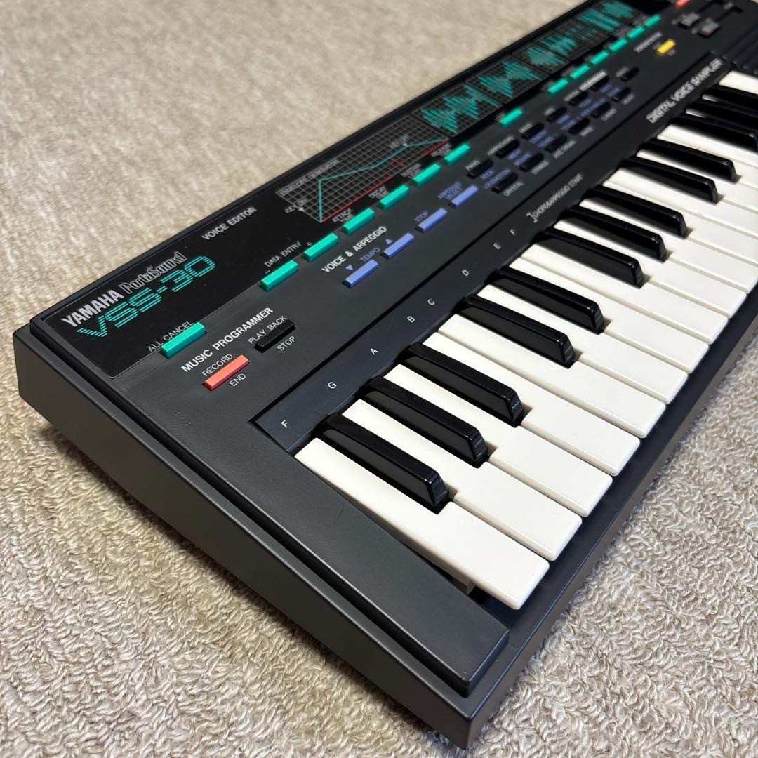 Yamaha VSS-30 Portasound Digital Voice Sampler Portable Keyboard