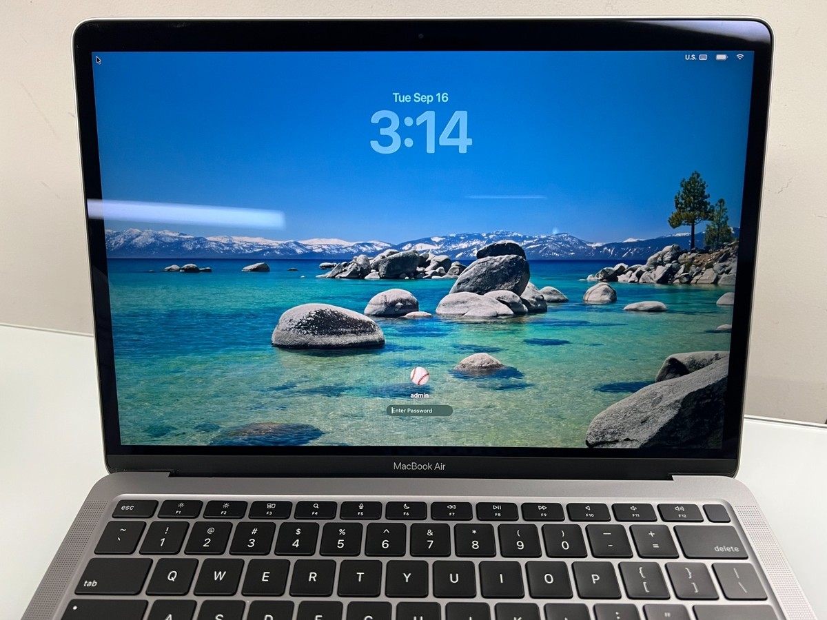 Excellent 2020 Apple MacBook Air 13