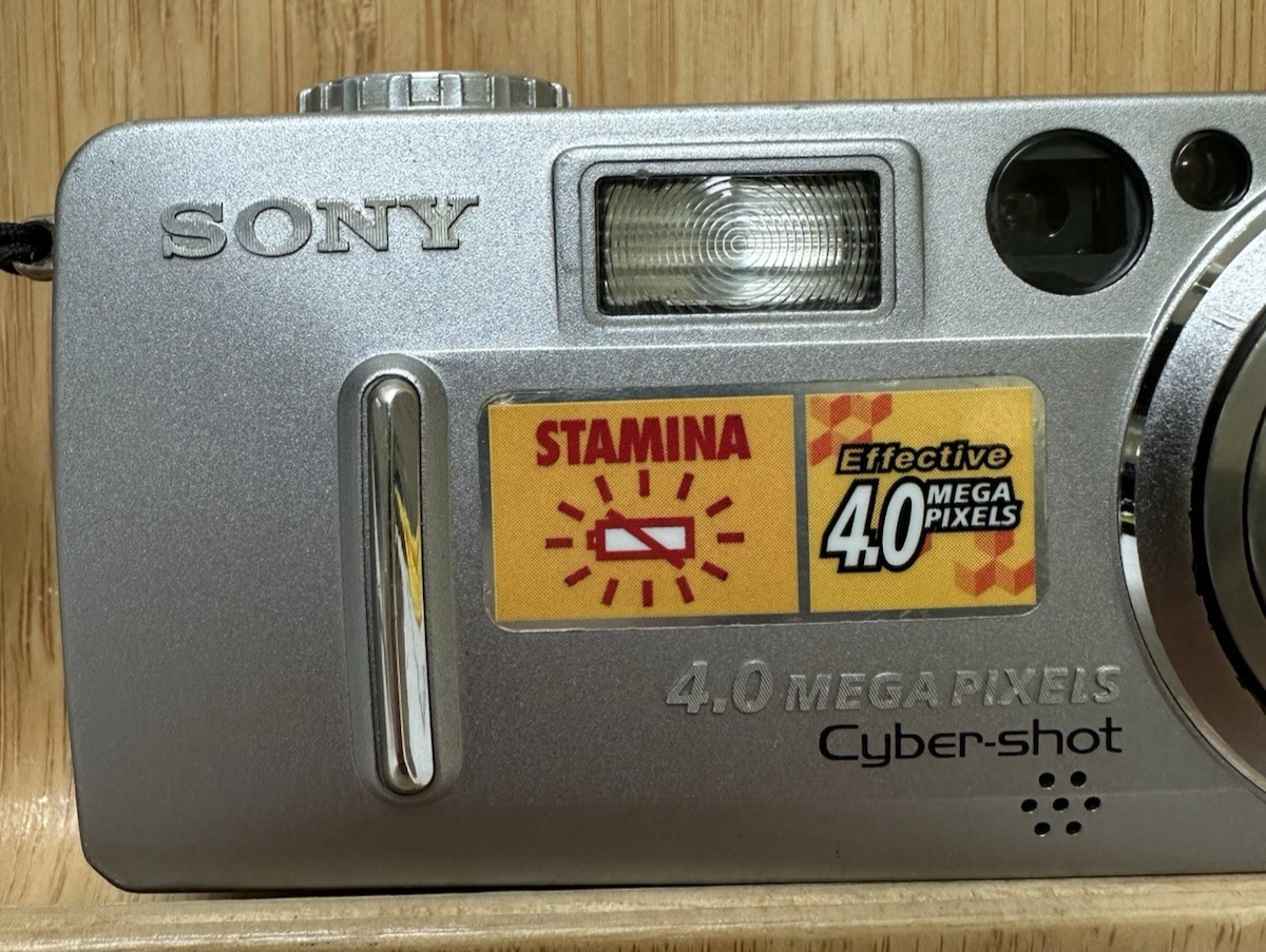 Sony Cyber-shot DSC-P9 4.0MP Digital Camera - Silver for sale