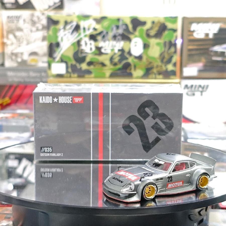 CHASE CAR - Kaido House x Mini GT Datsun KAIDO Fairlady Z MOTUL V1