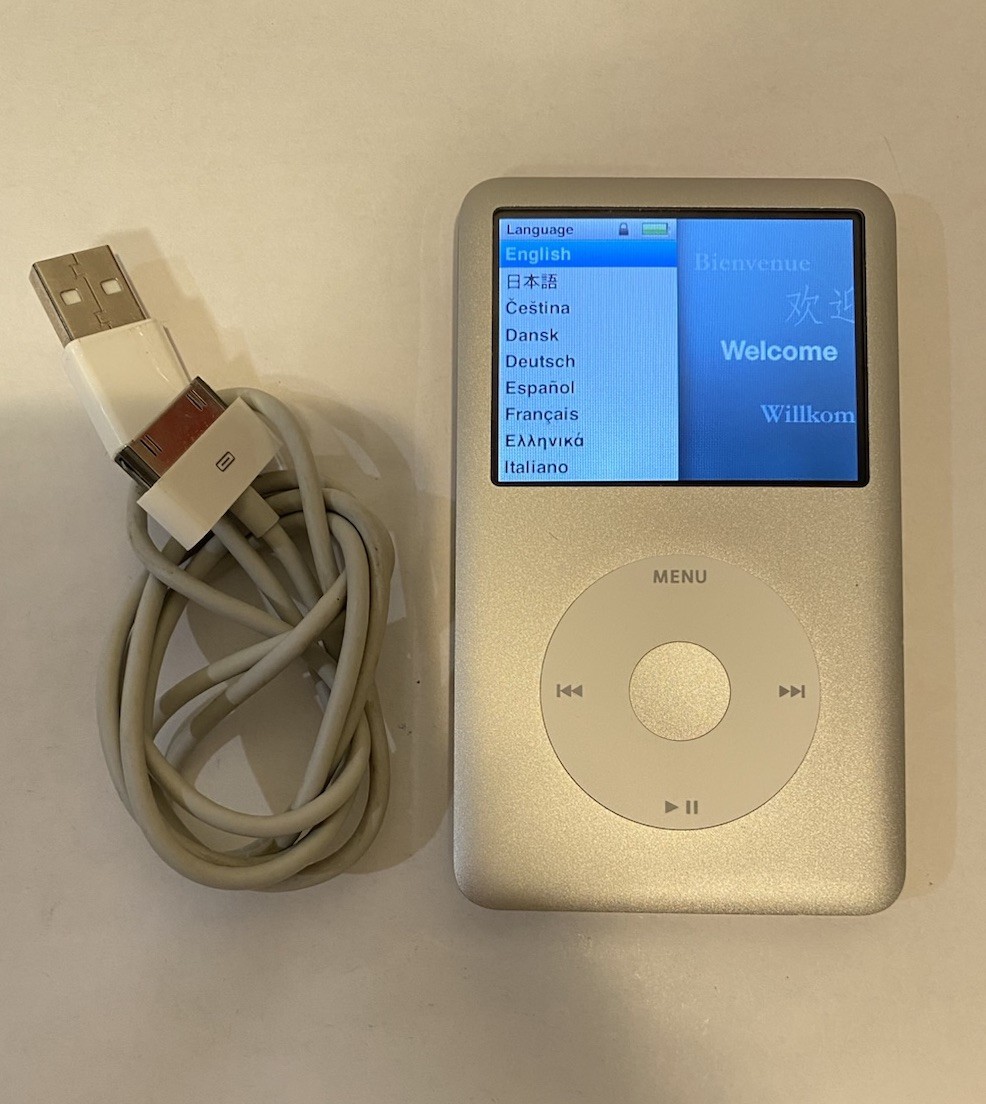 Apple iPod classic 6th Generation Silver (80 GB) - Good Condition
