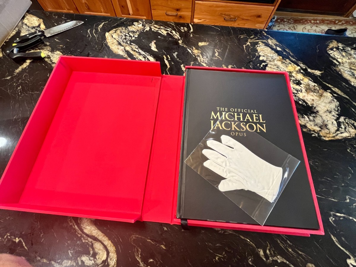 Official Michael Jackson - Opus Photo Picture Book w/ Original Box