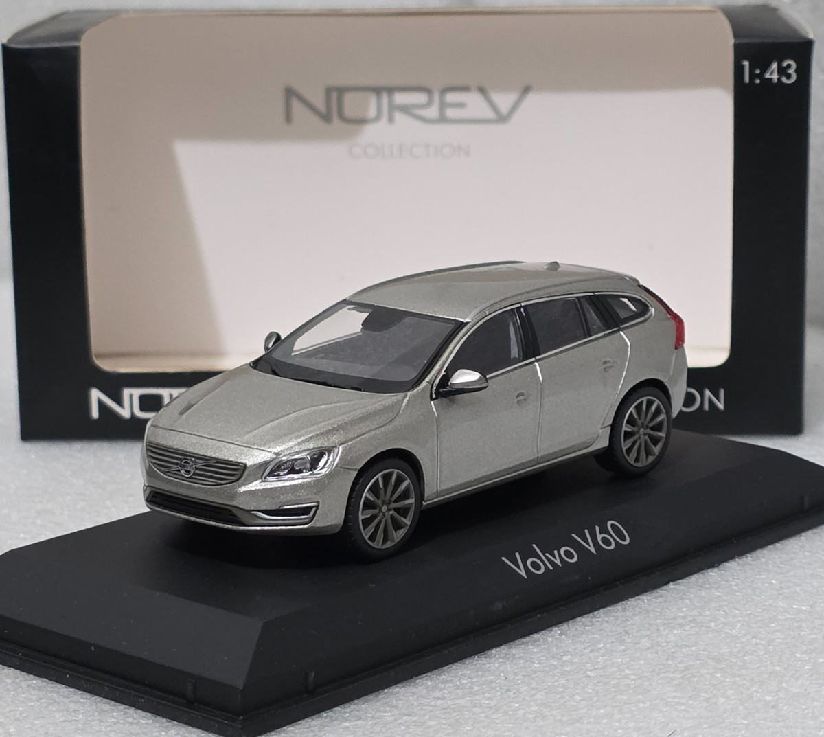 Volvo V60 2013 Seashell 1:43 Norev 870015 Diecast Model | eBay
