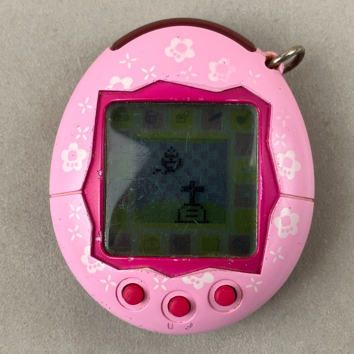 RARE 2004 Bandai Tamagotchi Connection V1 Pink Flowers Digital
