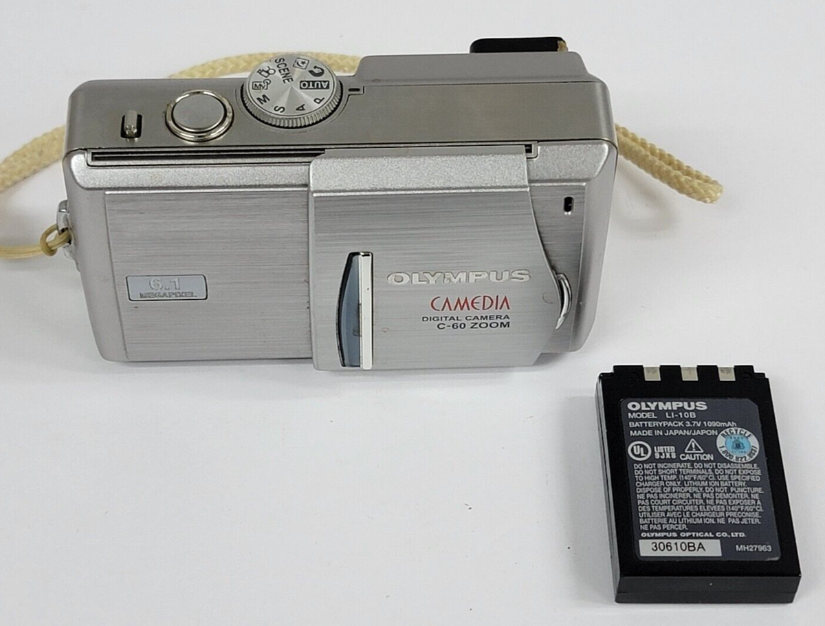 Olympus Camedia C-60 Zoom 6.1MP Digital Camera Silver UNTESTED No