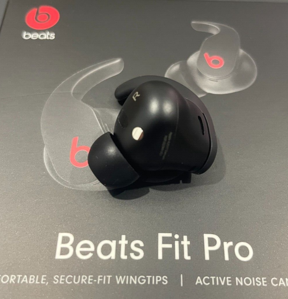 OEM Original Beats Fit Pro Wireless EARBUDS Right SIDE (A2577