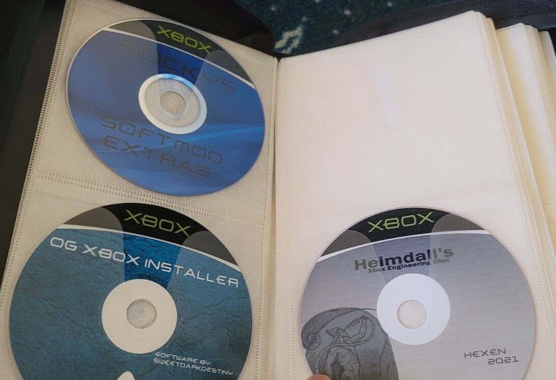 OG Xbox Installer, Rocky5 Extras, Hexen HeX3n DVD PACK - Original