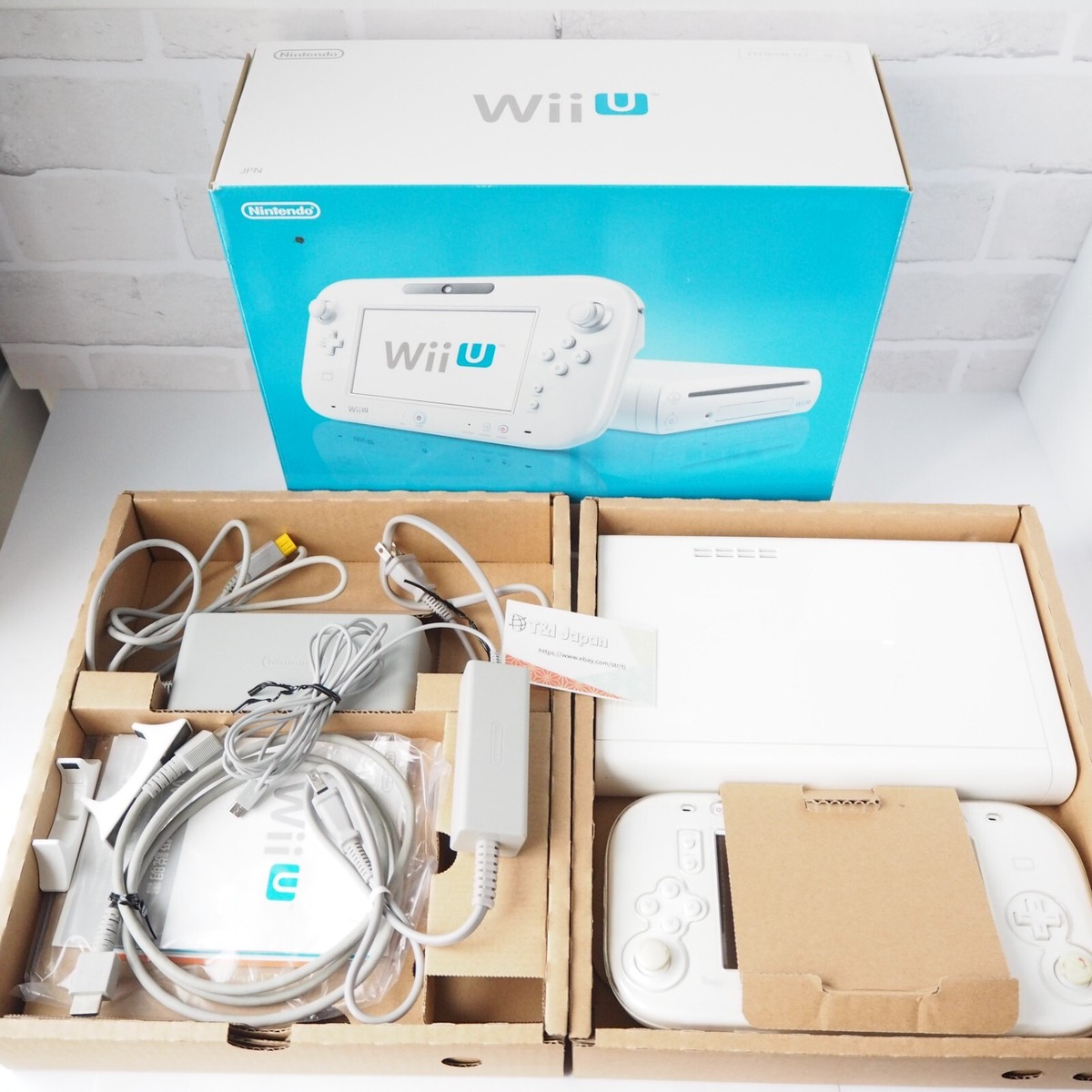 Initialized) Nintendo Wii U-32GB Premium Set - tested from Japan