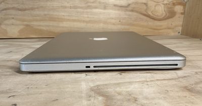 Apple MacBook Pro A1286 Mid 2010 i5@2.4GHz/4GB RAM/250GB SSD/Mac