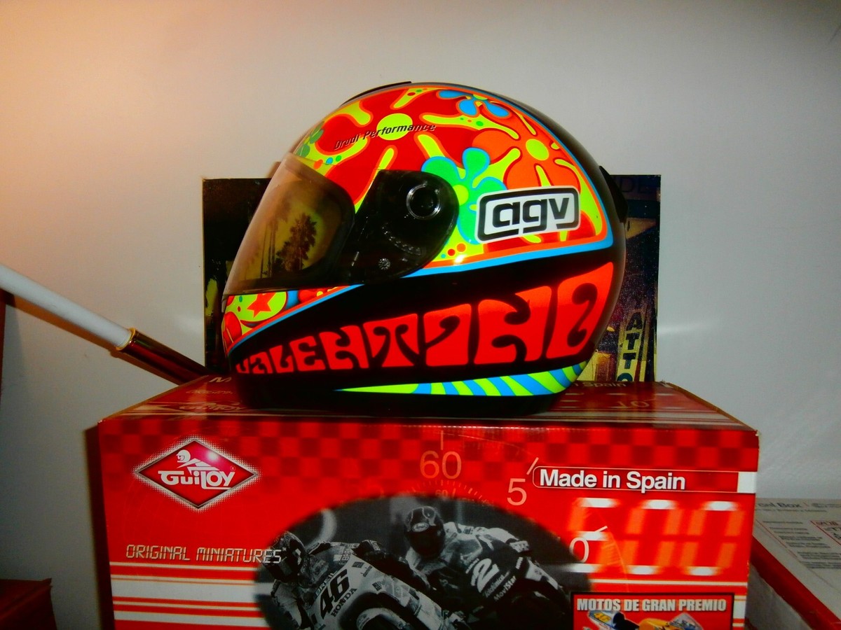 VALENTINO ROSSI LOT AGV FULL SZ L FLOWER POWER HELMET & Guiloy 1/6
