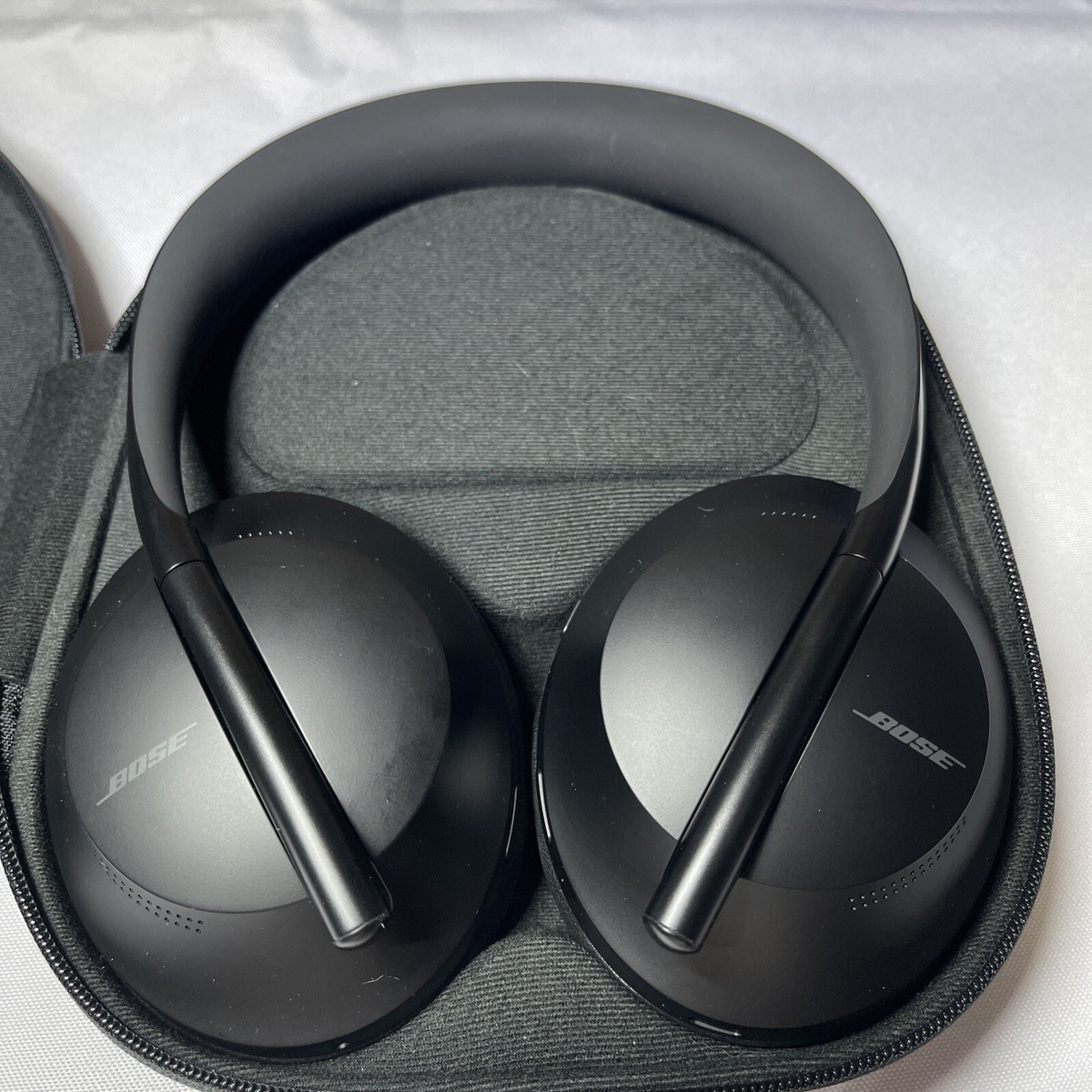 Bose NC700 700 Noise Cancelling Over-Ear Headphones - Black