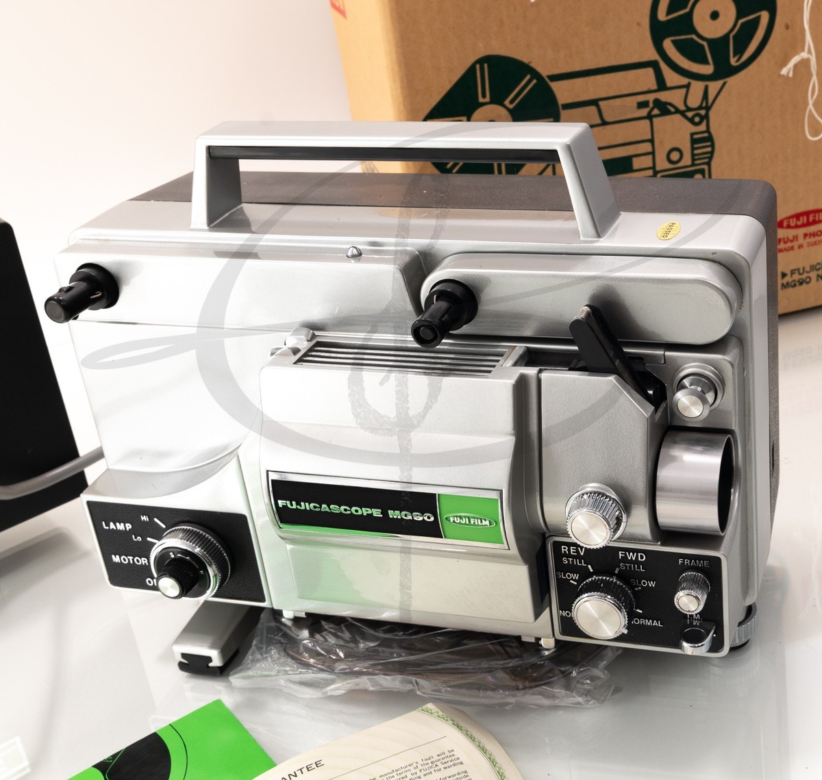 Fujicascope MG90 Dual 8MM Projector w/25MM, f/1.0 Lens, Bolex