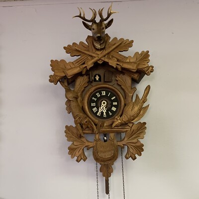 ATQ Schatz Black Forest German Hand Carved Walnut 20