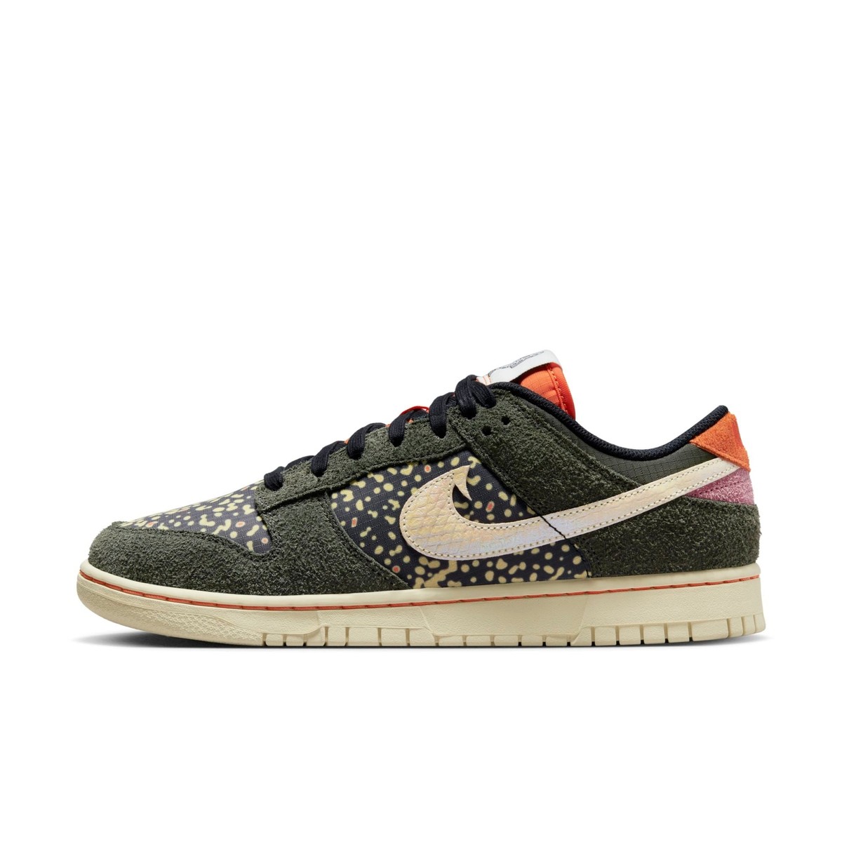 FN7523-300] Mens Nike DUNK LOW SE 'GONE FISHING RAINBOW TROUT' | eBay