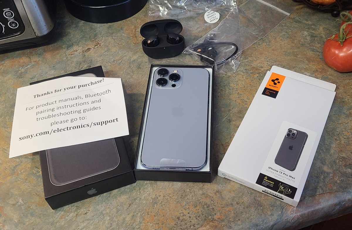 Apple iPhone 13 Pro Max A2484 256GB Unlocked Smartphone & Sony