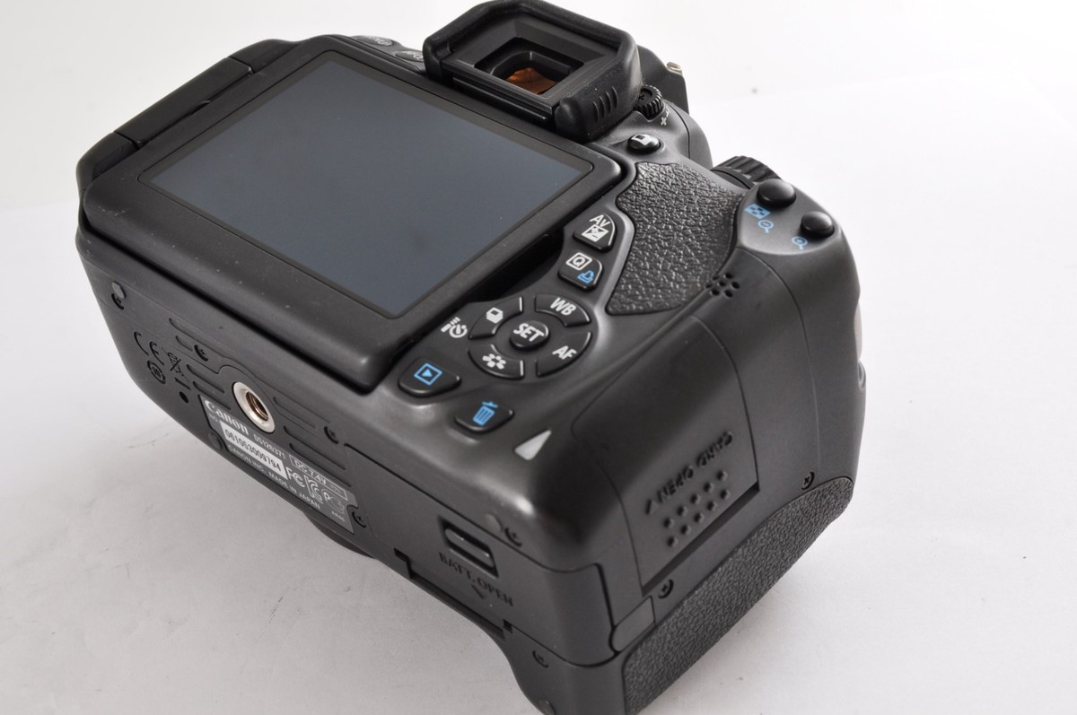 Canon EOS Kiss X6i / Rebel T4i /w/ EF-S 18-55 IS II [Exc+4] Japan