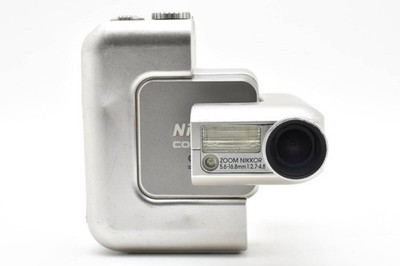 Junk - Nikon COOLPIX SQ Compact Digital Camera Silver English OK