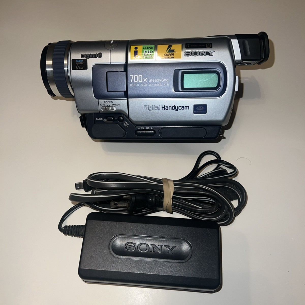 Sony DCR-TRV530 Digital8 Hi8 8mm Video8 Camcorder VCR Player Video