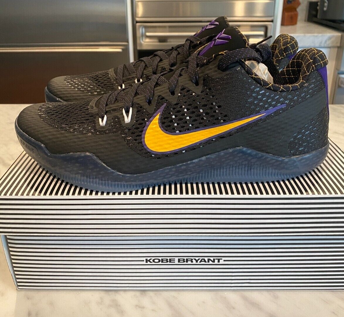 Nike Kobe 11 XI Black Purple Gold “Carpe Diem” Mens Size 11 Brand