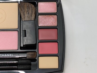 Buy CHANEL Travel Makeup Palette Altitude - Essentials With 4