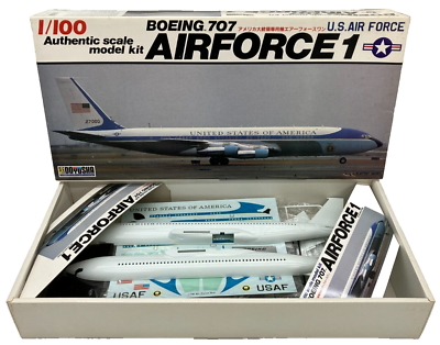 Doyusha 1/100 Plastic Kit Boeing 707 US Presidential Air Force 1