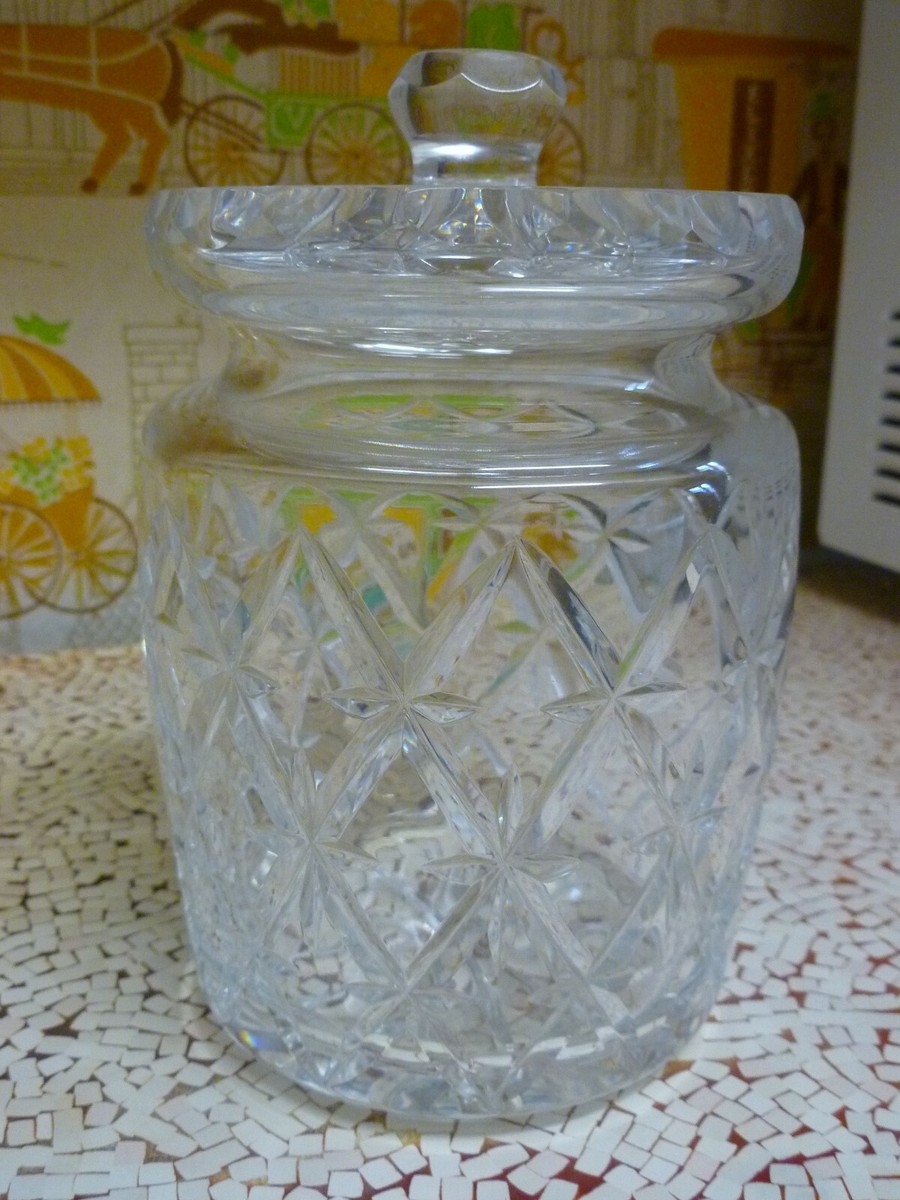 TIFFANY & CO. CRYSTAL BISCUIT LIDDED JAR SIGNED “TRELLIS” - 7 1/4