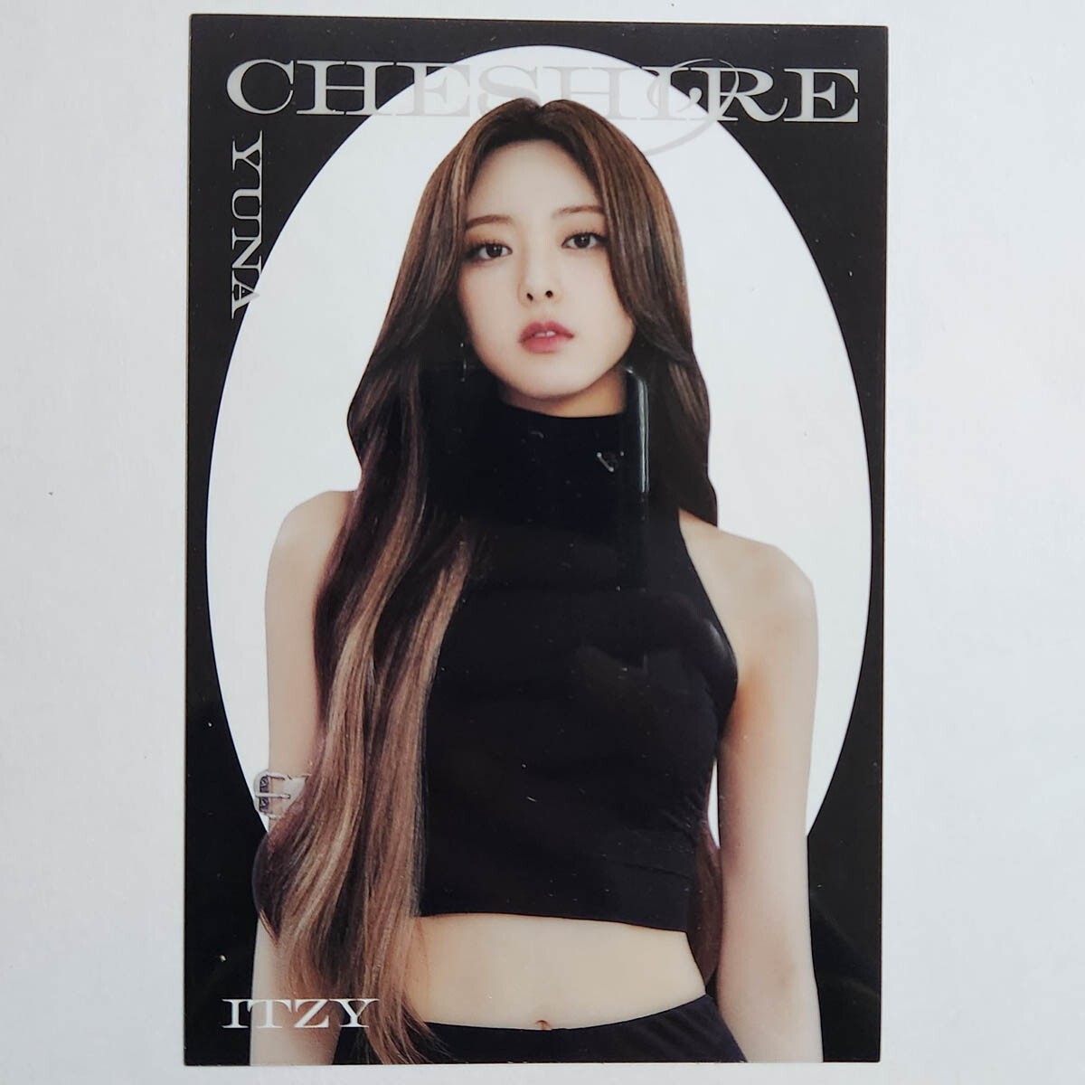 Yuna Official Clear Photocard Itzy Cheshire Genuine kpop | eBay