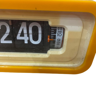 Seiko DP666T Digital Flip Clock Alarm Yellow Body Vintage Very