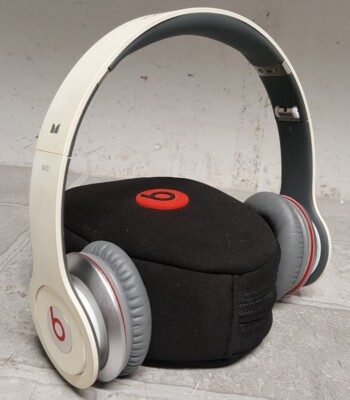 Beats by Dr. Dre Solo HD Headphones (Wired) w/Case | eBay