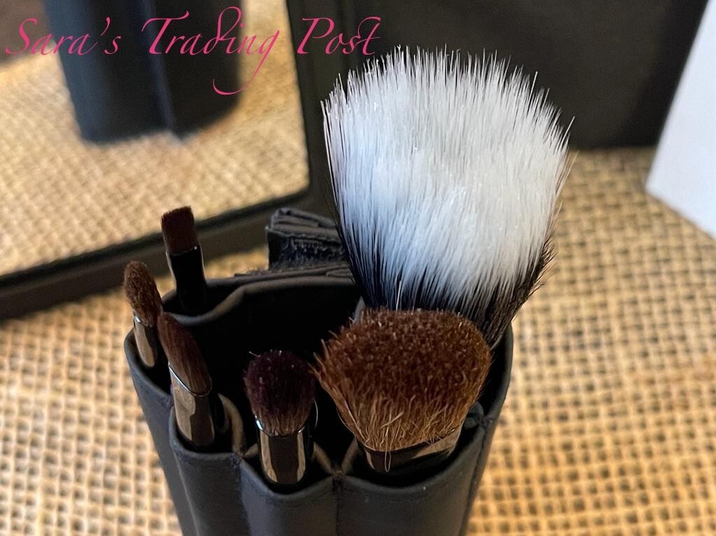 1 Chanel Collection 6 Essential MINI BRUSH Makeup SET w/Mirror+Bag