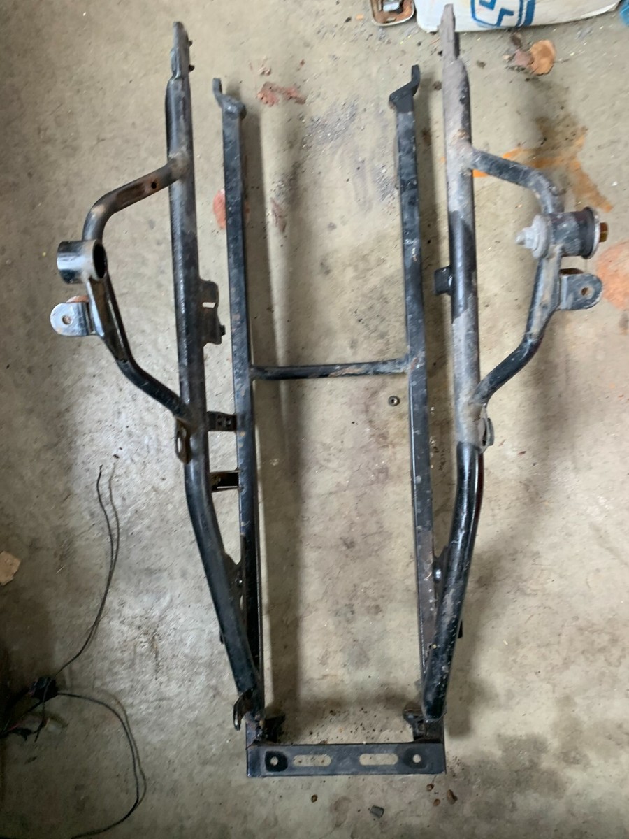 91 Kawasaki ZX6 ZX-6 600 D Ninja Rear Sub Frame Chassis Straight