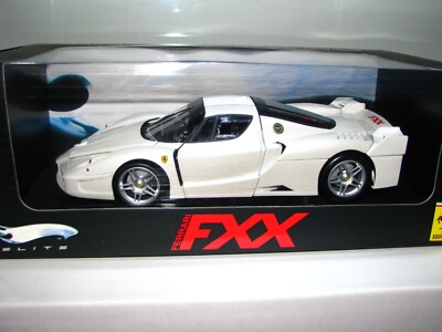 1/18 SCALE Hot Wheels ELITE Ferrari FXX Pearl White with Silver
