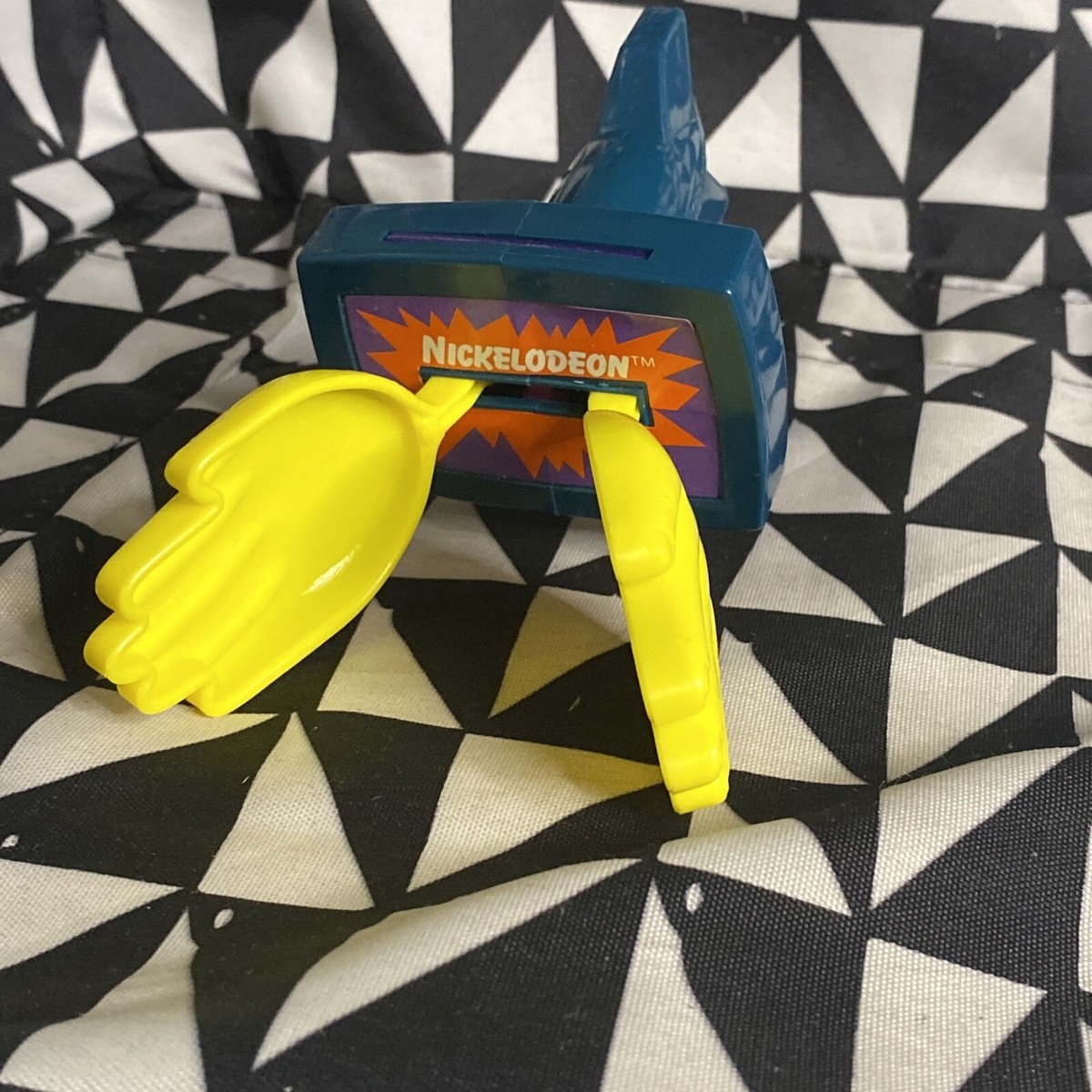 Vintage 1992 Nickelodeon Double Dare Applause Hand Clapper Toy