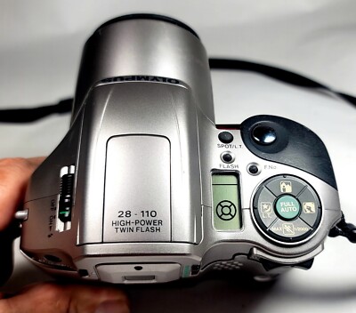 Olympus IS-30 DLX 35mm Film Reflex Camera 28-110mm f4.5-5.6