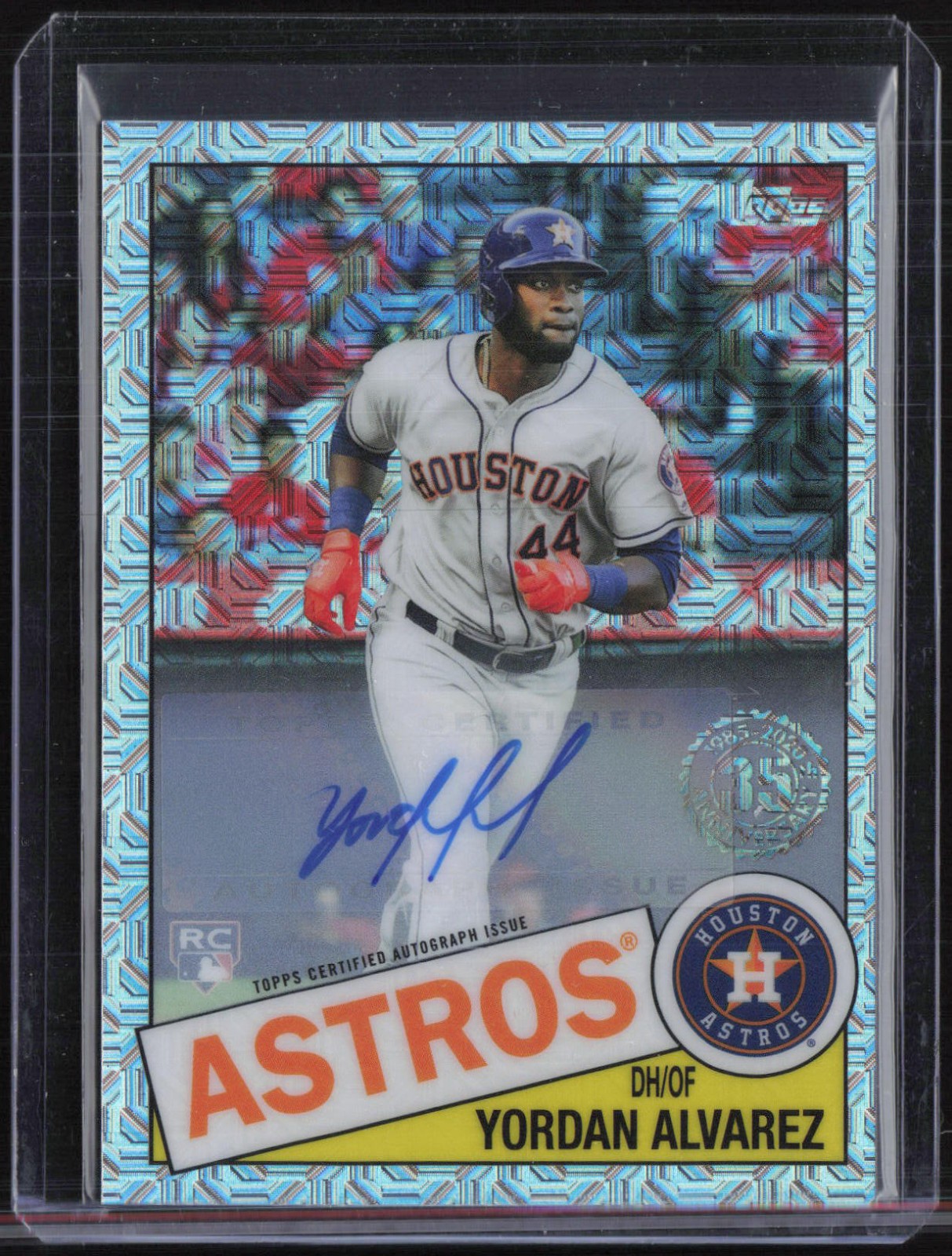 Guide to Yordan Alvarez Rookie Cards and Prospect Issues