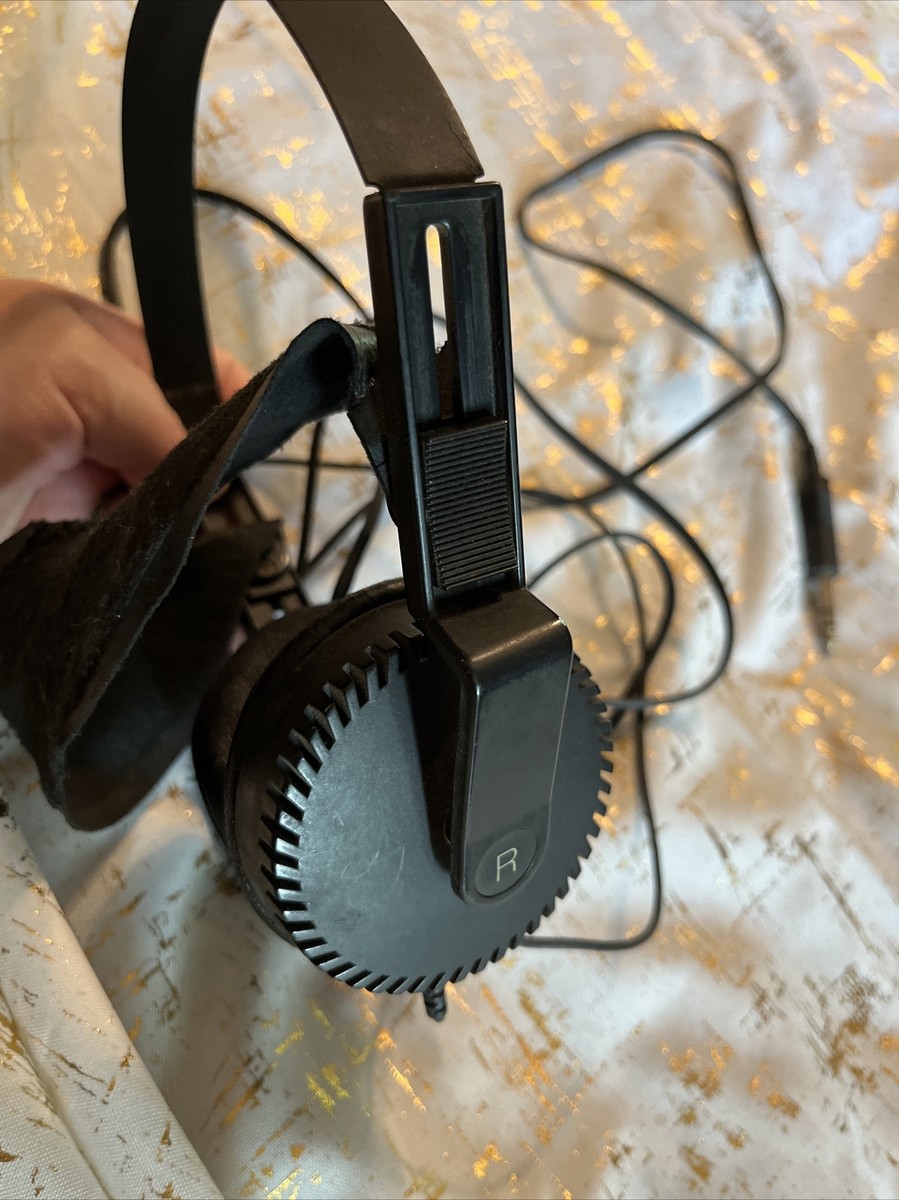 Yamaha Orthodynamic HP-1 Stereo Headphones Mario Bellini