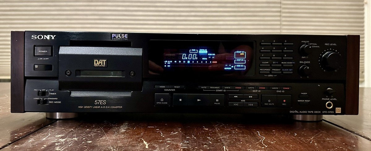 Sony DTC-57ES DAT Digital Audio Tape Player Recorder - Please Read