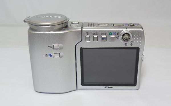 Nikon Coolpix S10 6MP Digital Camera 10x Zoom - Vibration