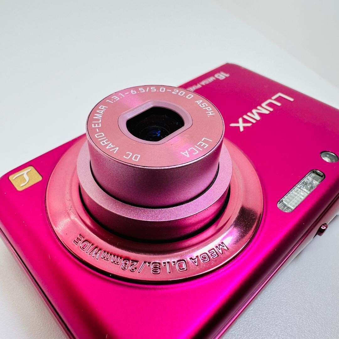 美品 Panasonic DMC-FH7 ピンク 16メガピクセル パナソニック LUMIX