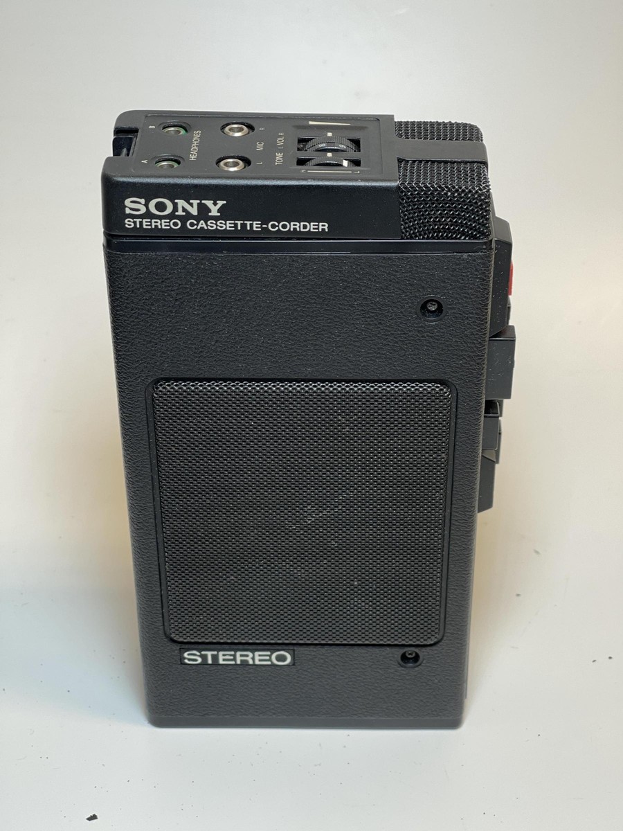 B0649 SONY ステレオカセットレコーダー TCS-300 ジャンク B0649 SONY