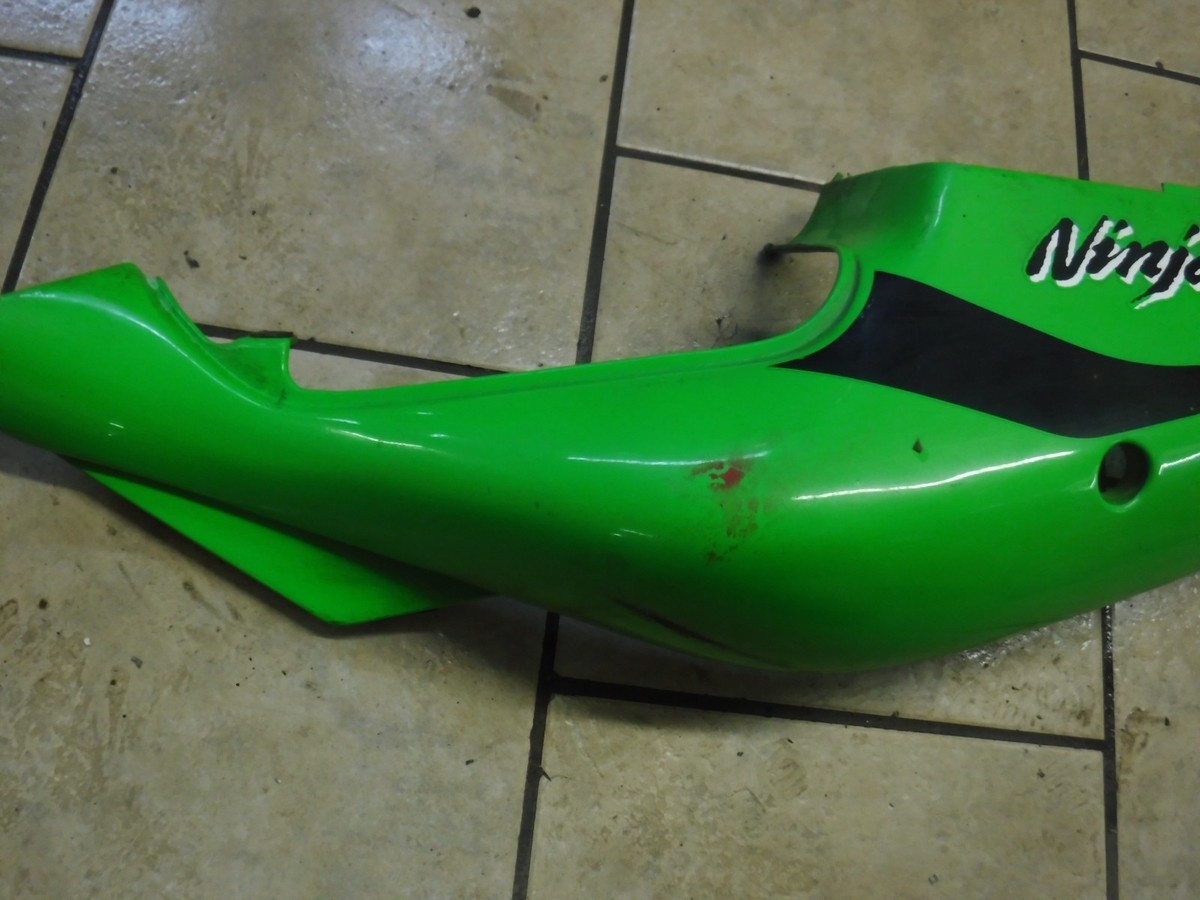 96-02 Kawasaki ZX7R ZX750P Left Rear Tail Fairing Cowling Cover