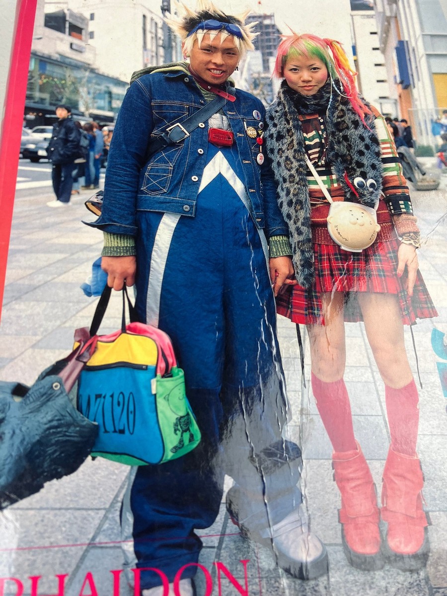 FRUiTS】No.41 / 雑誌 フルーツ / 2000年12月 FRUiTS】No.41 / 雑誌