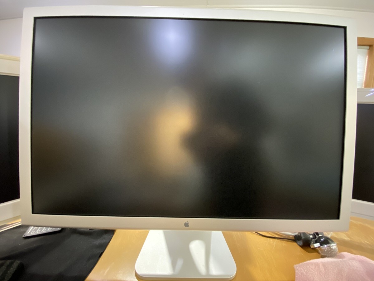 Apple Cinema Display 30